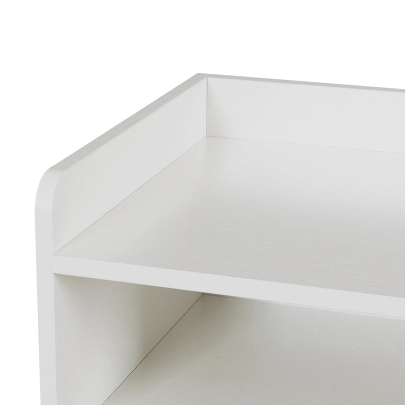 Credenza contenitore buffet con pannelli decorativi sulle ante e maniglie in metallo