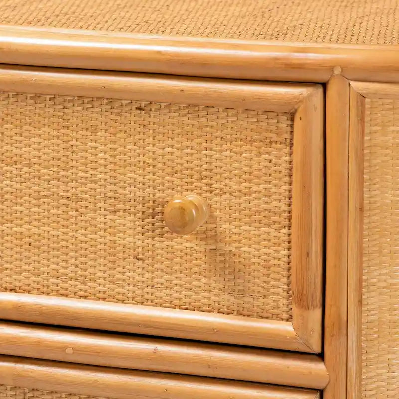 mueble de almacenamiento de ratán claro con 3 cajones